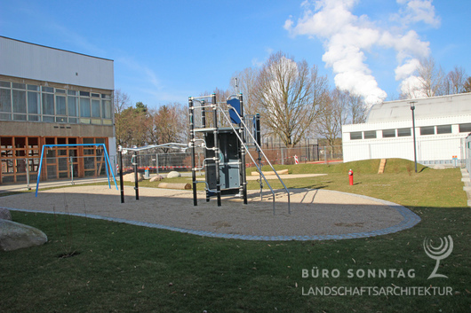 (Bild: 4/12)